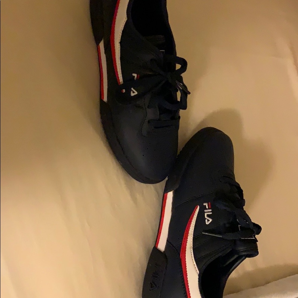 Fila - Picture 4 of 4
